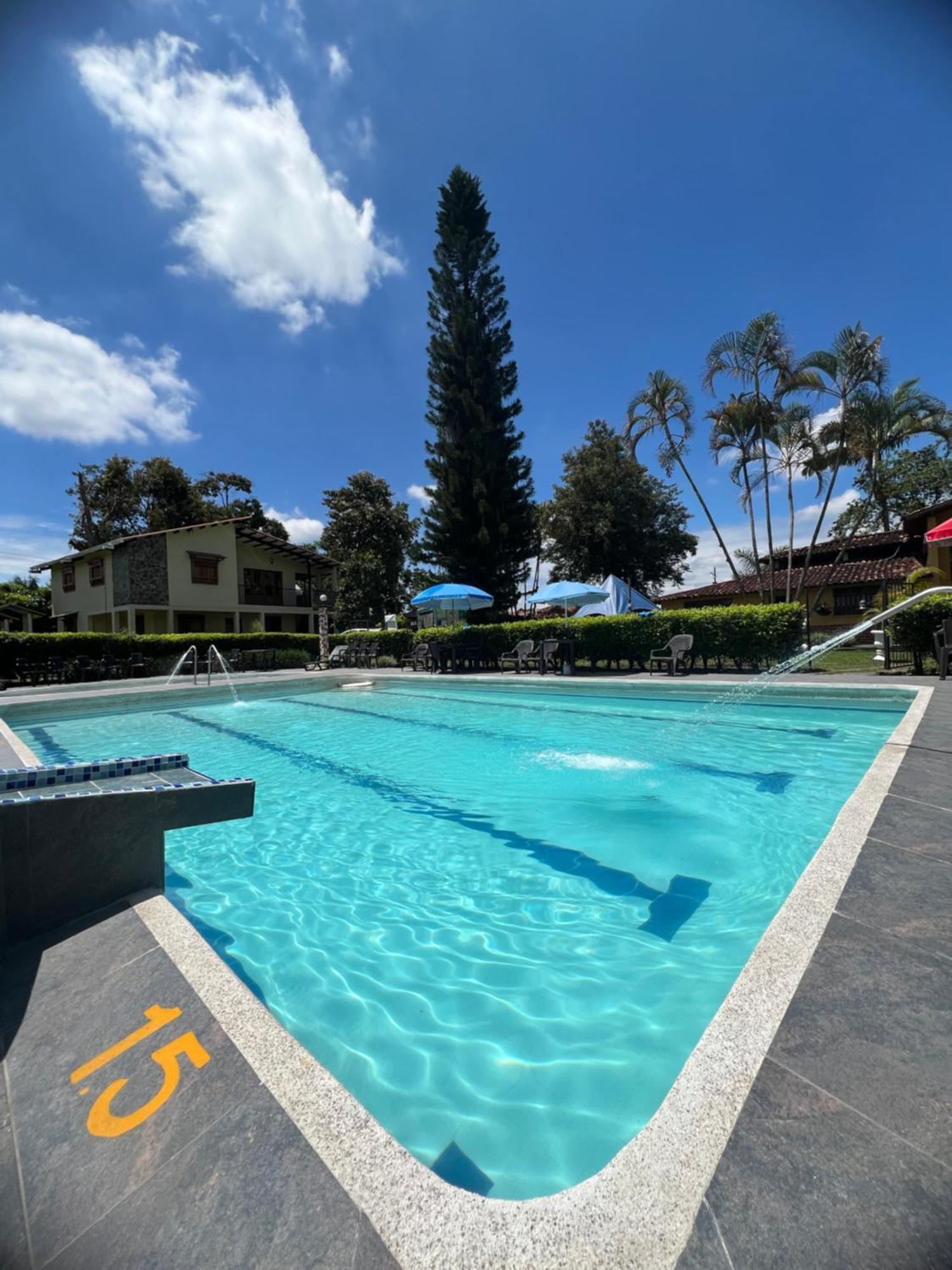Villa Alejandra Del Quindio Calarcá Zewnętrze zdjęcie