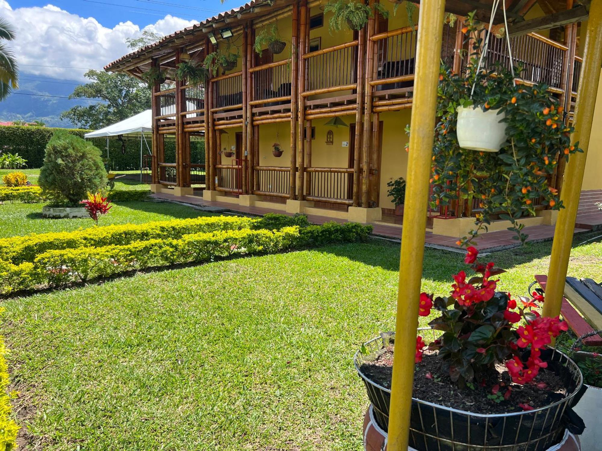 Villa Alejandra Del Quindio Calarcá Zewnętrze zdjęcie