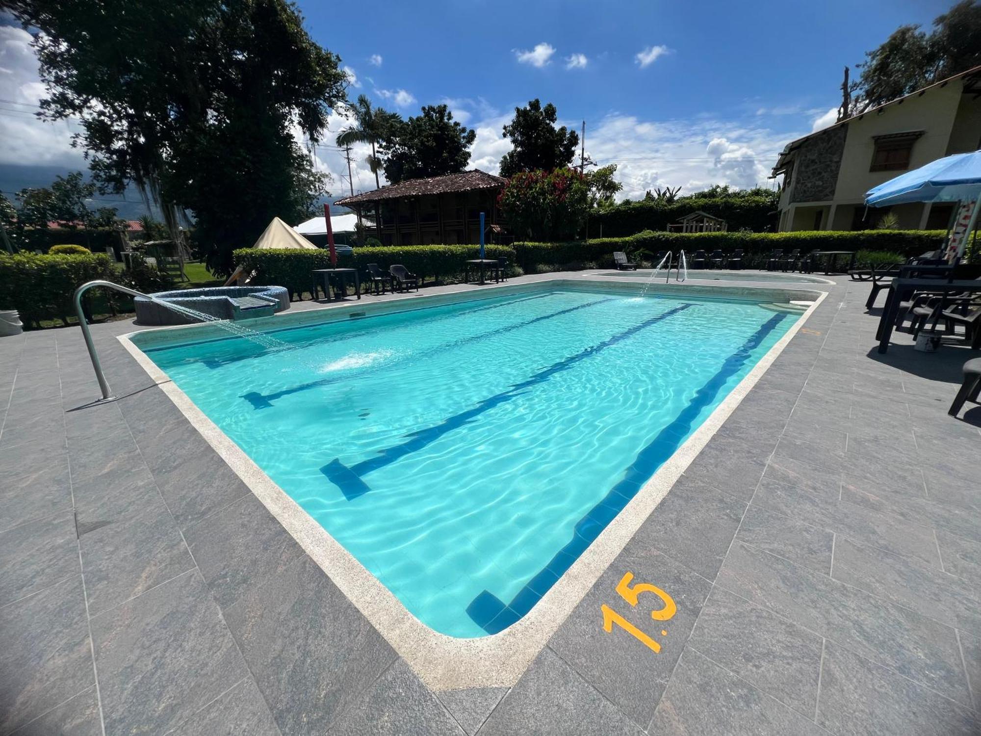 Villa Alejandra Del Quindio Calarcá Zewnętrze zdjęcie