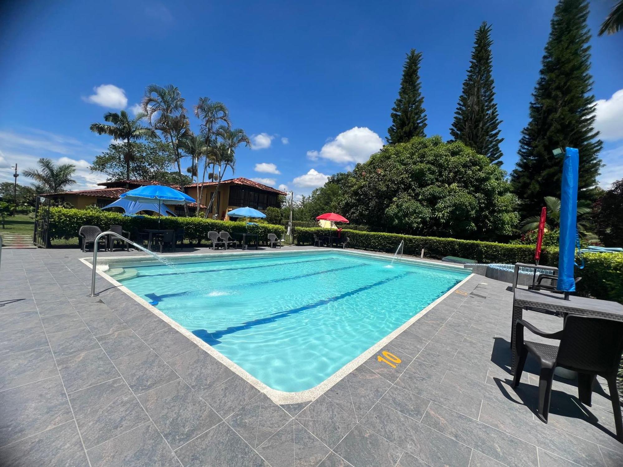 Villa Alejandra Del Quindio Calarcá Zewnętrze zdjęcie