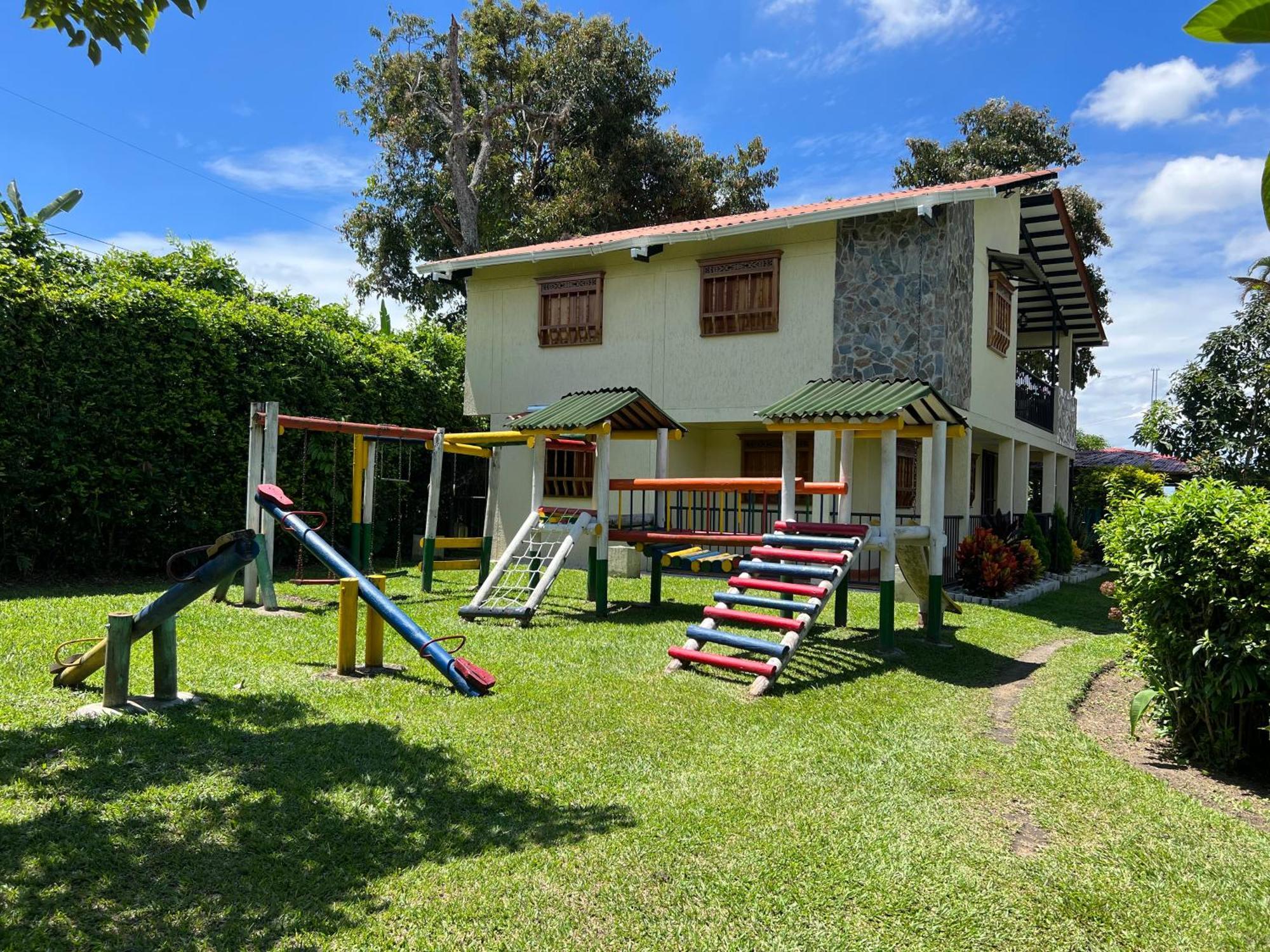 Villa Alejandra Del Quindio Calarcá Zewnętrze zdjęcie
